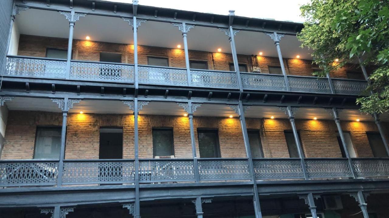 5 Star Apart Hotel Tbilisi Esterno foto