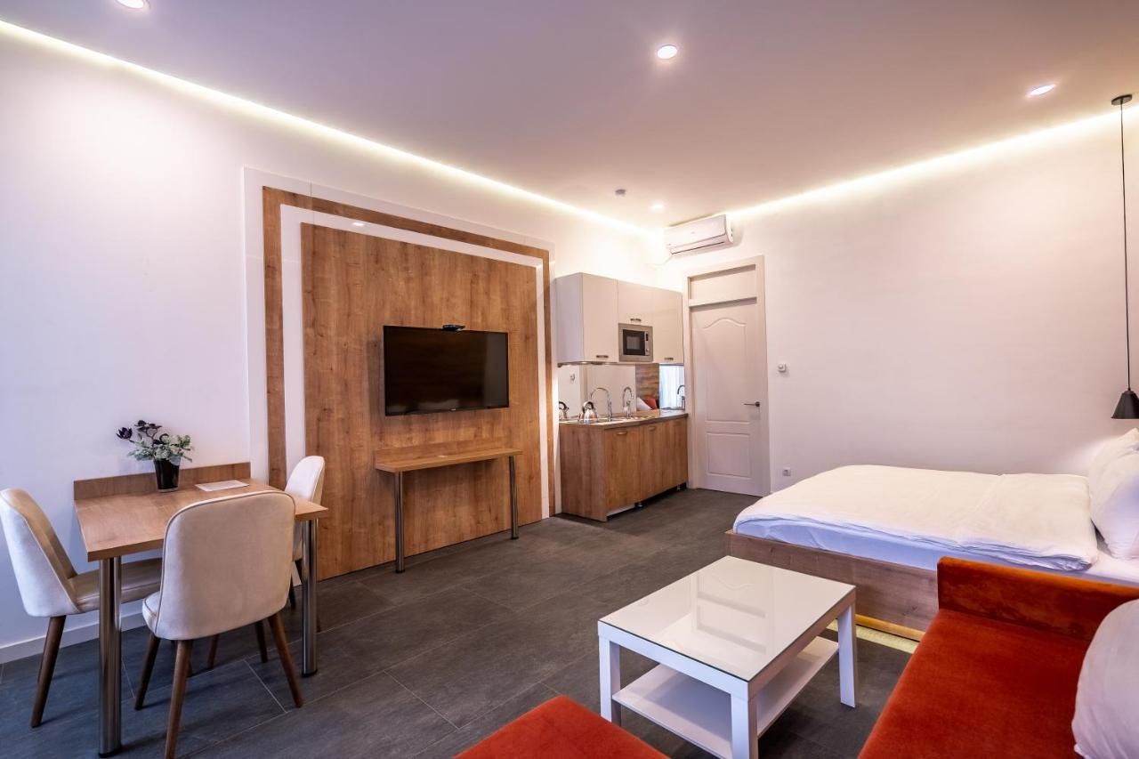 5 Star Apart Hotel Tbilisi Esterno foto